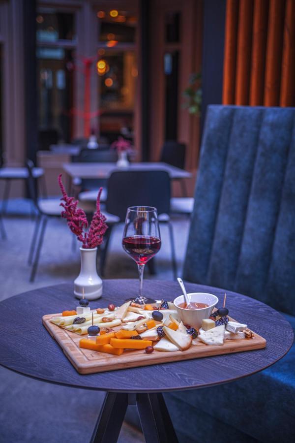 Heritage Hotel And Suites Tbilisi Zewnętrze zdjęcie